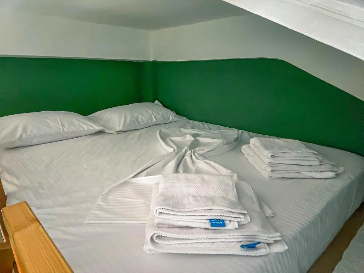 Cozy Elegance Above Korca Apartment
